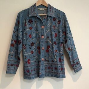Vintage Pushpa floral embroidered jean shirt with square buttons size small